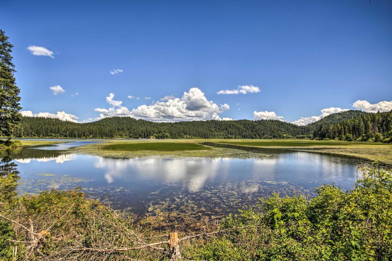 Private 2-Acre Retreat With Mtn Views, Walk To River Saint Maries 외부 사진